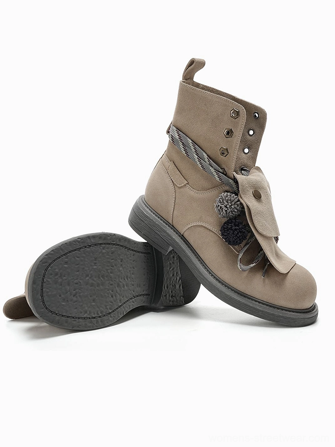 Women's relaxed suede-look tassel ankle boots designed for layered Acubi fashion, casual Seoul styling, and vintage streetwear outfits
