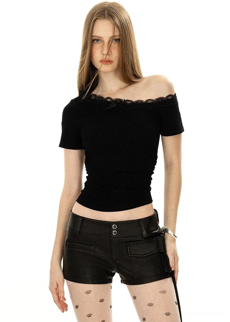 Black cropped Korean fashion lace trim off-shoulder top styled for a bold Y2K outfit