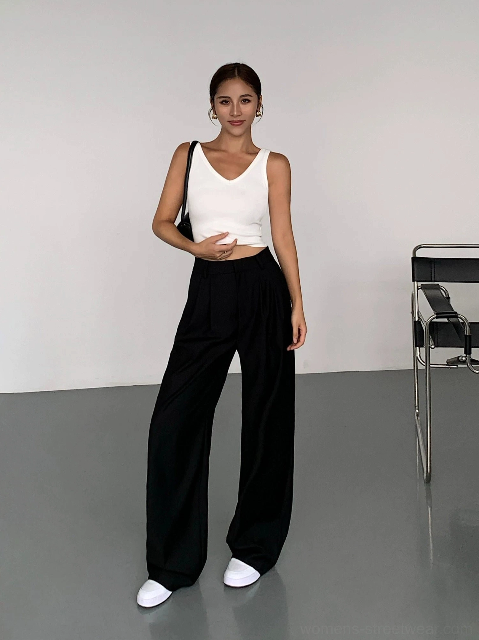 Black high-waist wide-leg suit trousers for minimalist Korean fashion and contemporary streetwear outfits