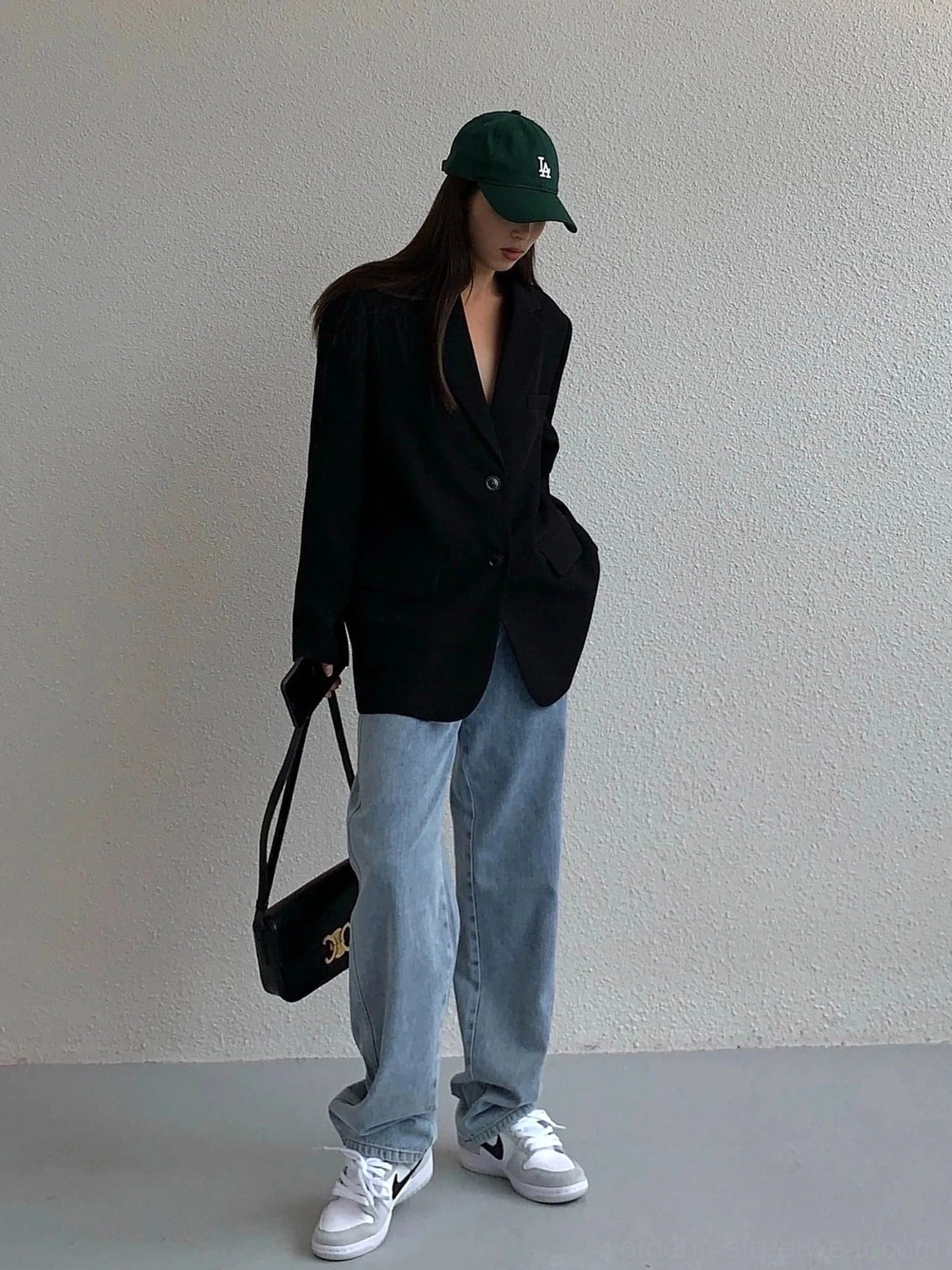 Black oversized blazer full body casual streetwear styling with jeans sneakers baseball cap