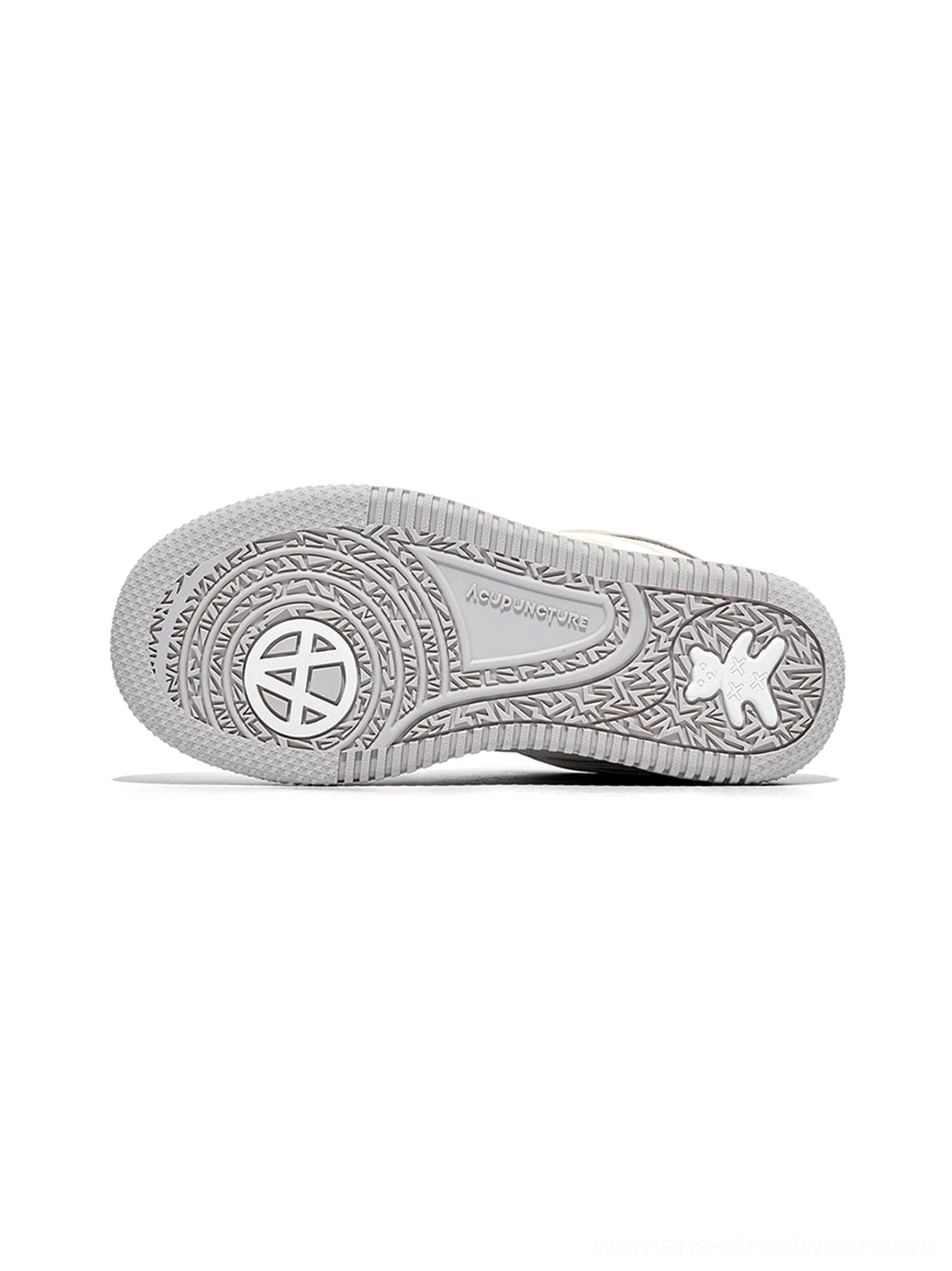 Bold logo skate sneakers in black and white with a layered outsole for everyday urban street style