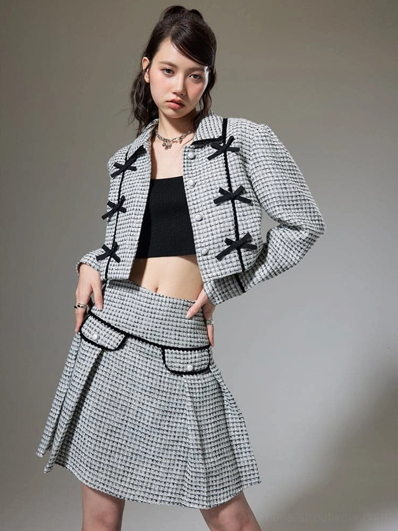 Bow trim cropped jacket and pleated mini skirt fashion outfit styled for Y2K Seoul streetwear