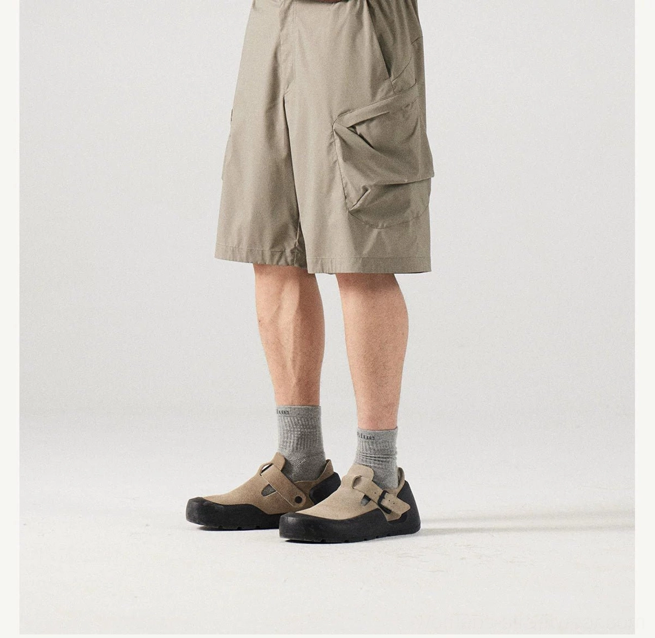 Breathable UPF 100 plus water-repellent cargo shorts product image for relaxed outdoor streetwear styling