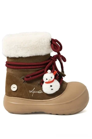 Brown festive character charm winter snow boot right side view with fluffy white cuff rubber toe cap burgundy laces and platform outsole