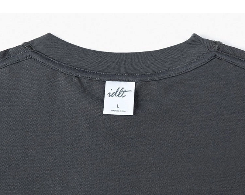 Casual oversized short sleeve sweater tee with relaxed proportions for spring and summer streetwear