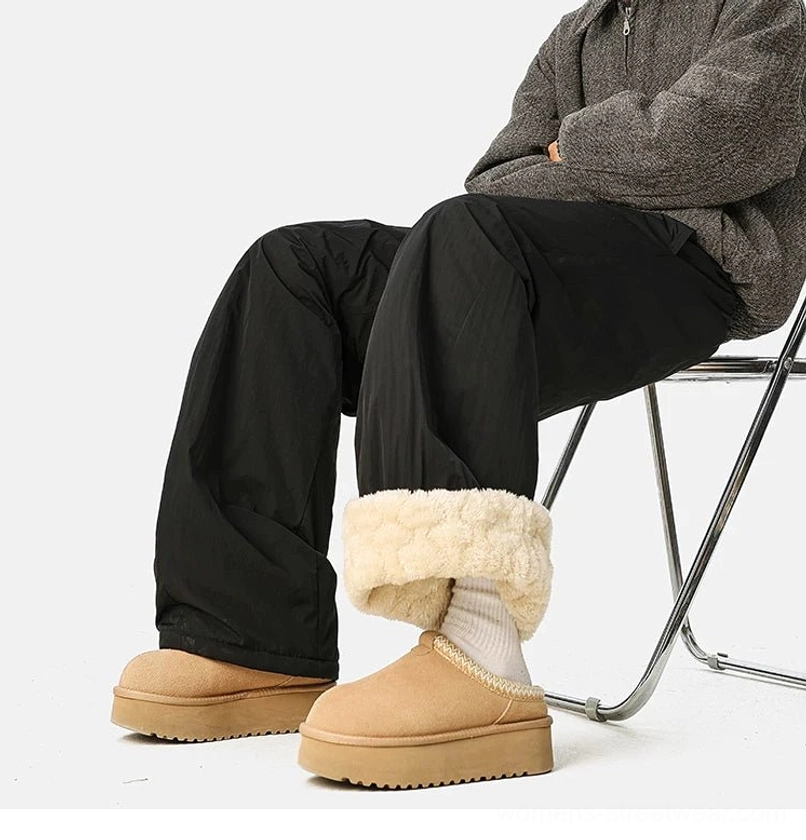 Convertible fleece-lined wide-leg streetwear pants product detail in a relaxed winter-ready silhouette