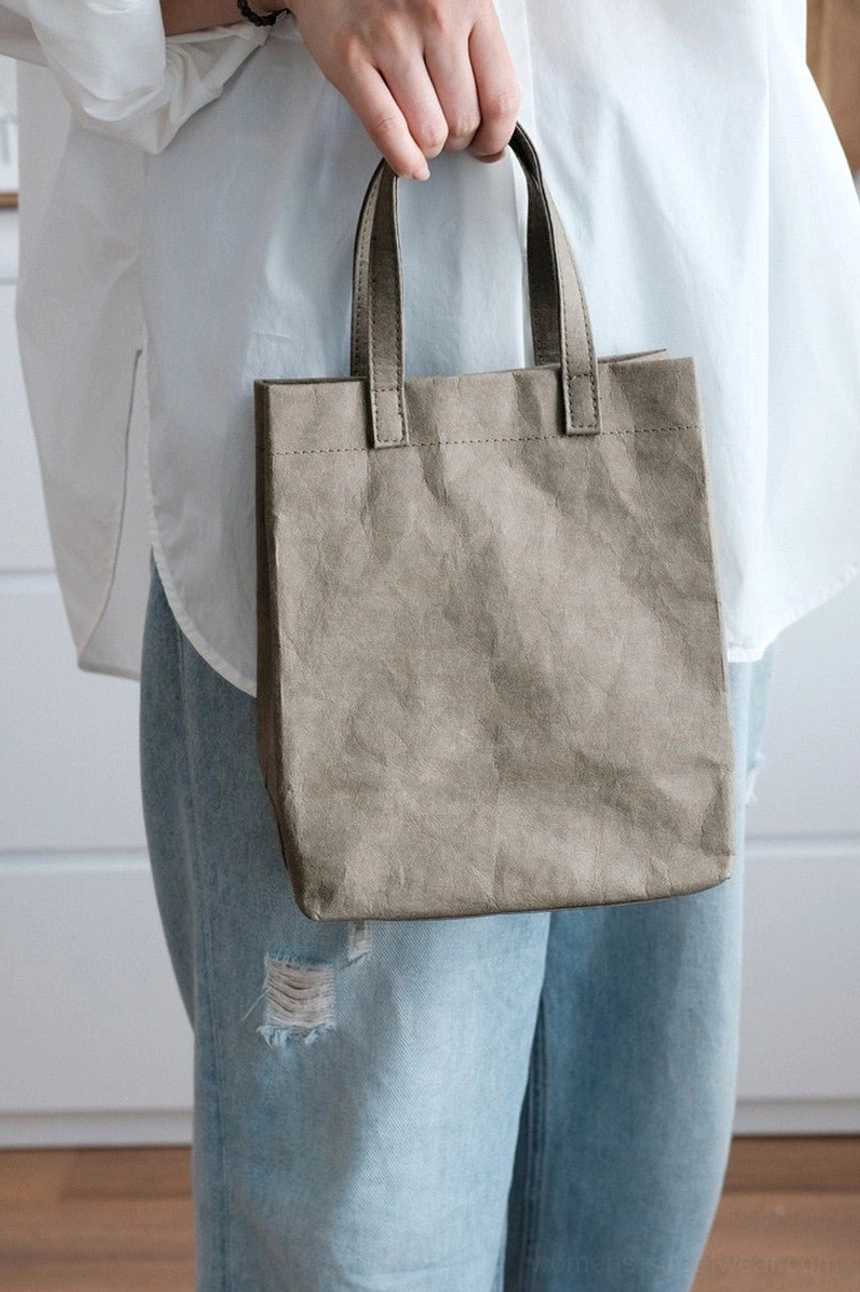Dusty gray crinkled kraft paper effect cotton tote bag styled with ripped jeans and a white shirt for Korean streetwear