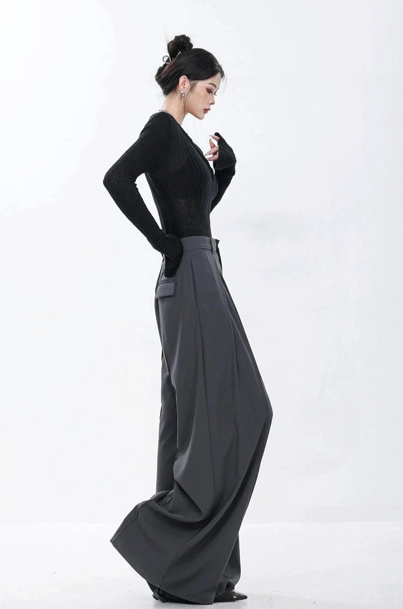 Minimalist dark gray wide-leg trousers designed for Korean fashion and elevated everyday streetwear