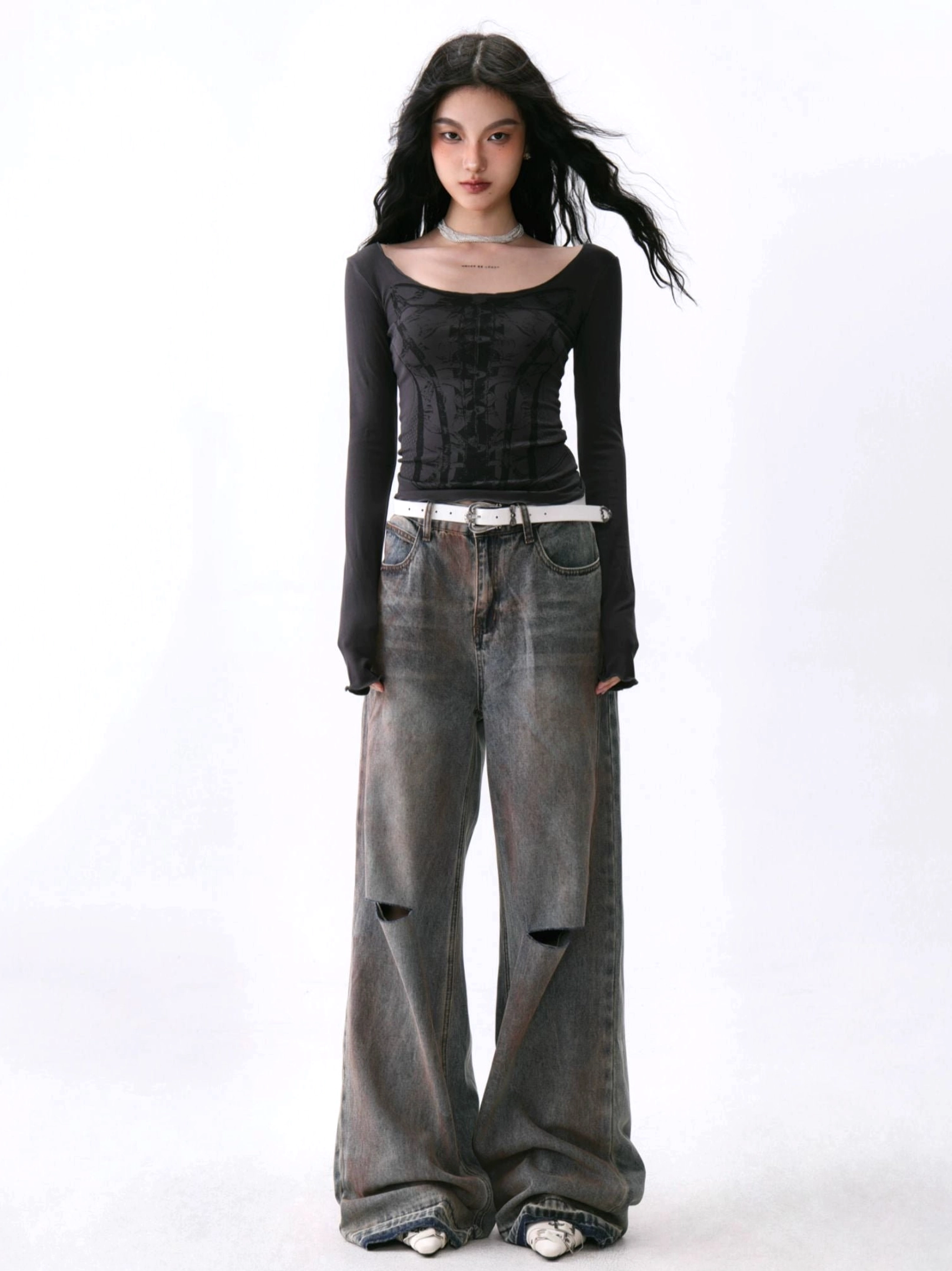 Deep U-neck corset print long sleeve base layer top in a slim streetwear silhouette
