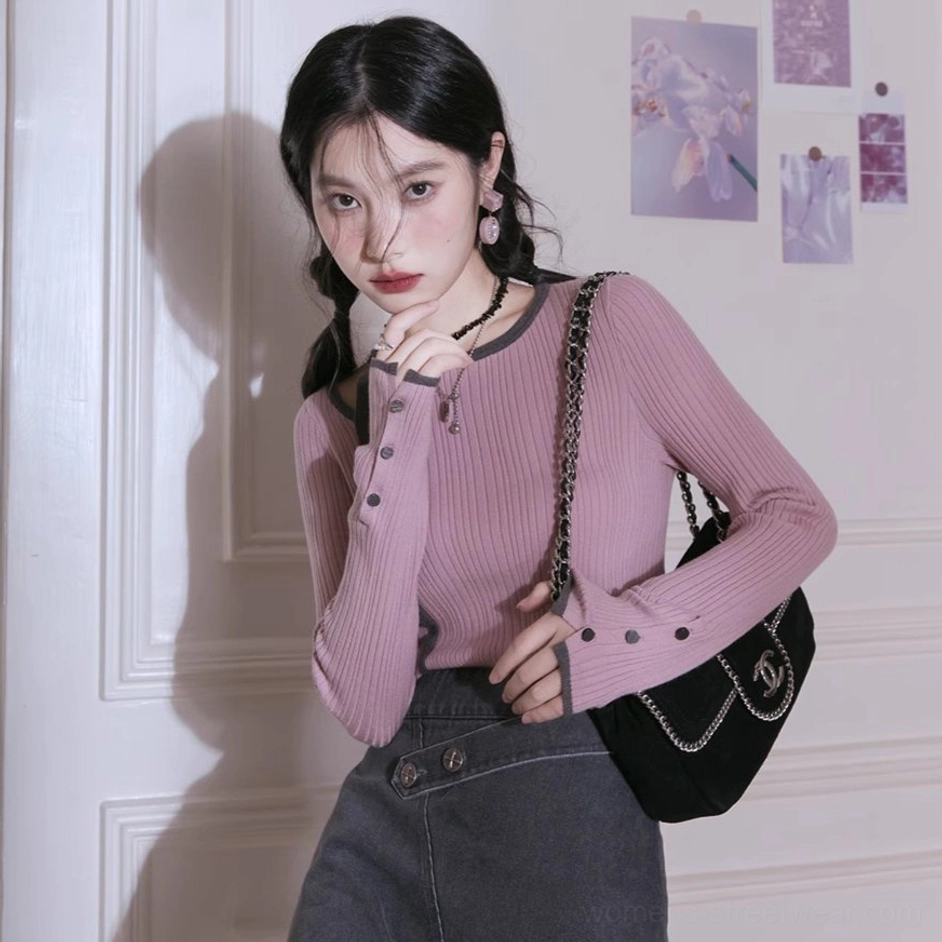 Dusty pink fitted ribbed long sleeve knit top with contrast neckline and cuff trim detail