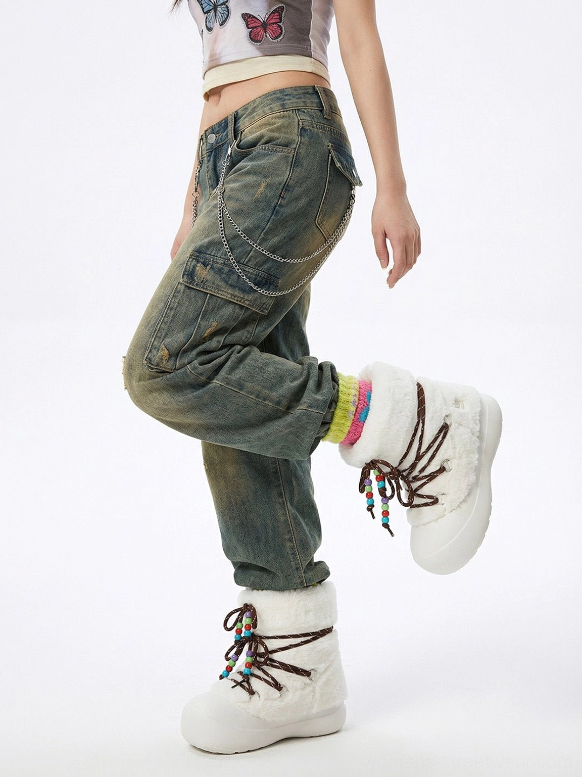 Faux fur cuff chunky platform snow boots winter streetwear footwear detail