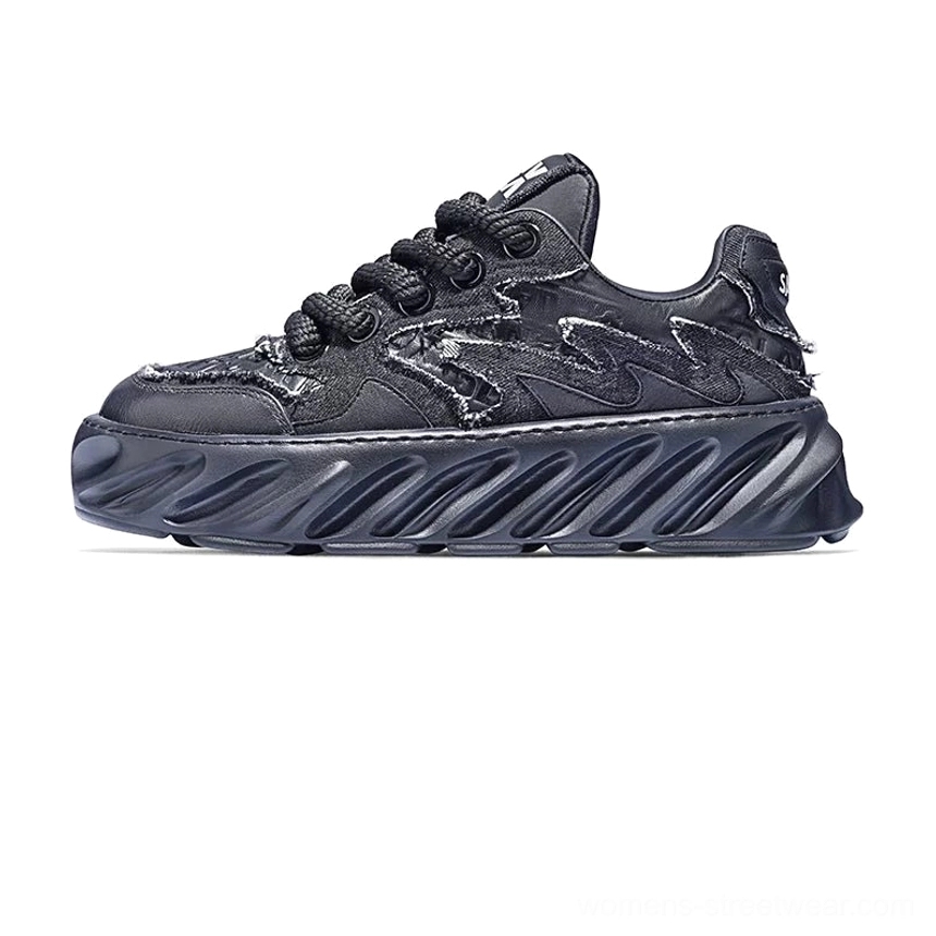 Frayed denim wave chunky sole streetwear sneakers in black colorway product view