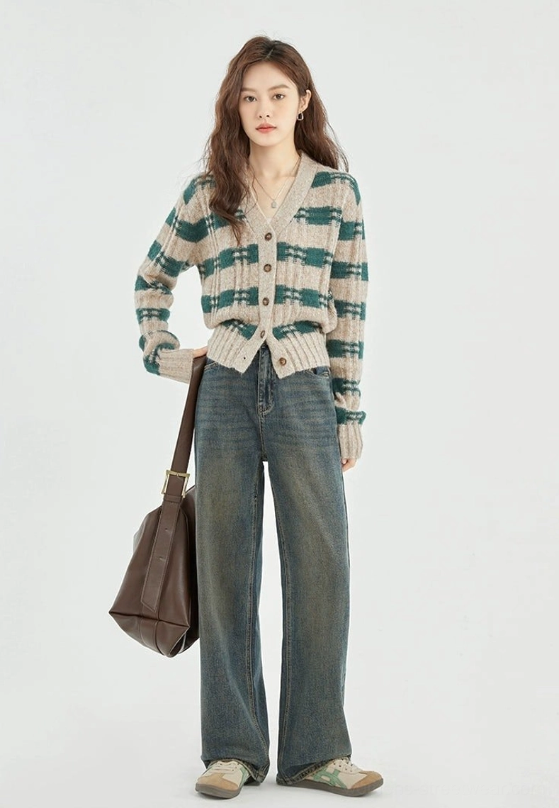 Green beige plaid cropped knit cardigan long sleeve V neck button down product image