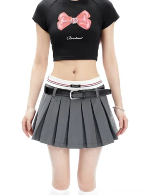 Grey striped waistband pleated tennis mini skirt styled with a cropped black bow print tee in Korean streetwear outfit
