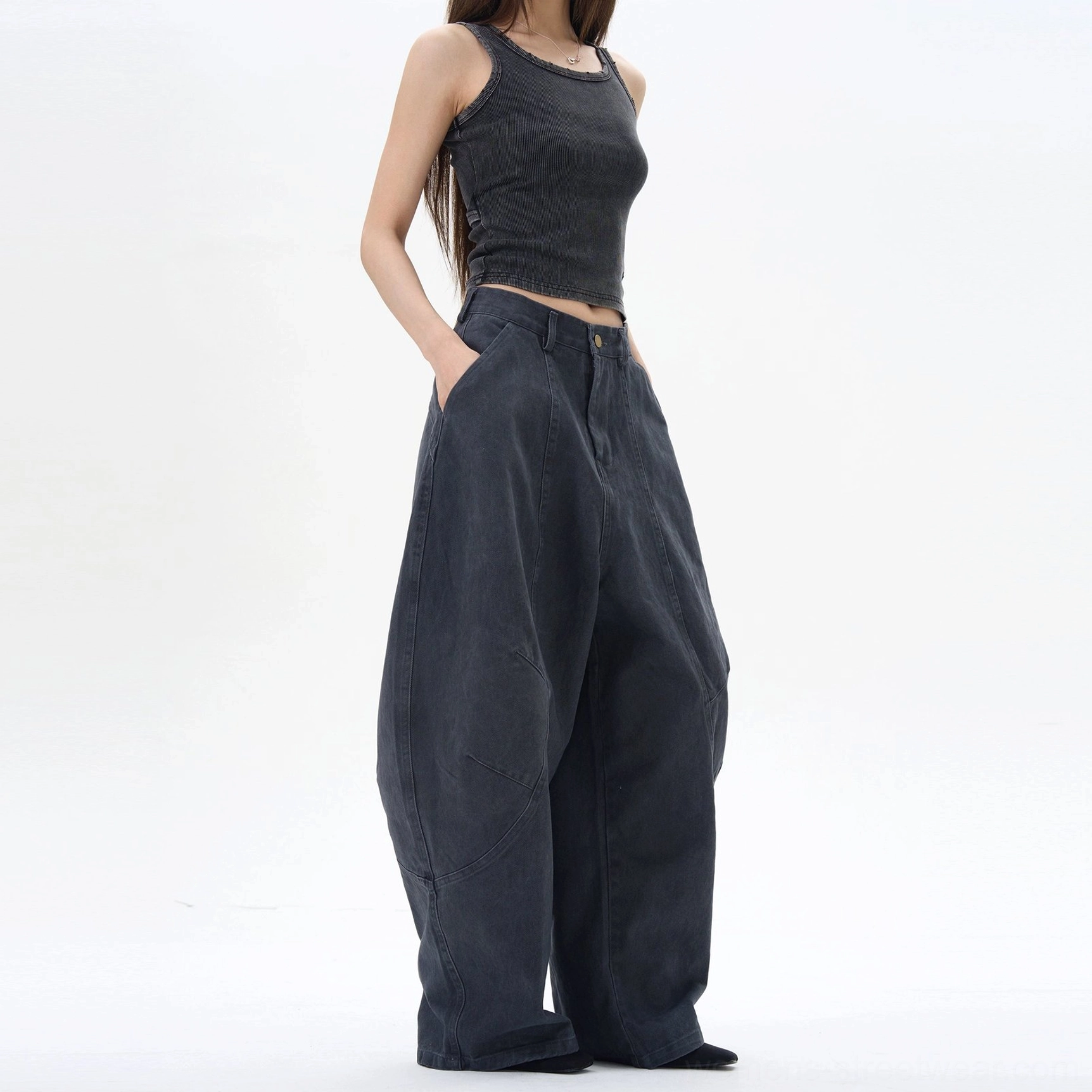 Grey wide-leg cargo pants with oversized utility silhouette for Korean streetwear and casual urban styling