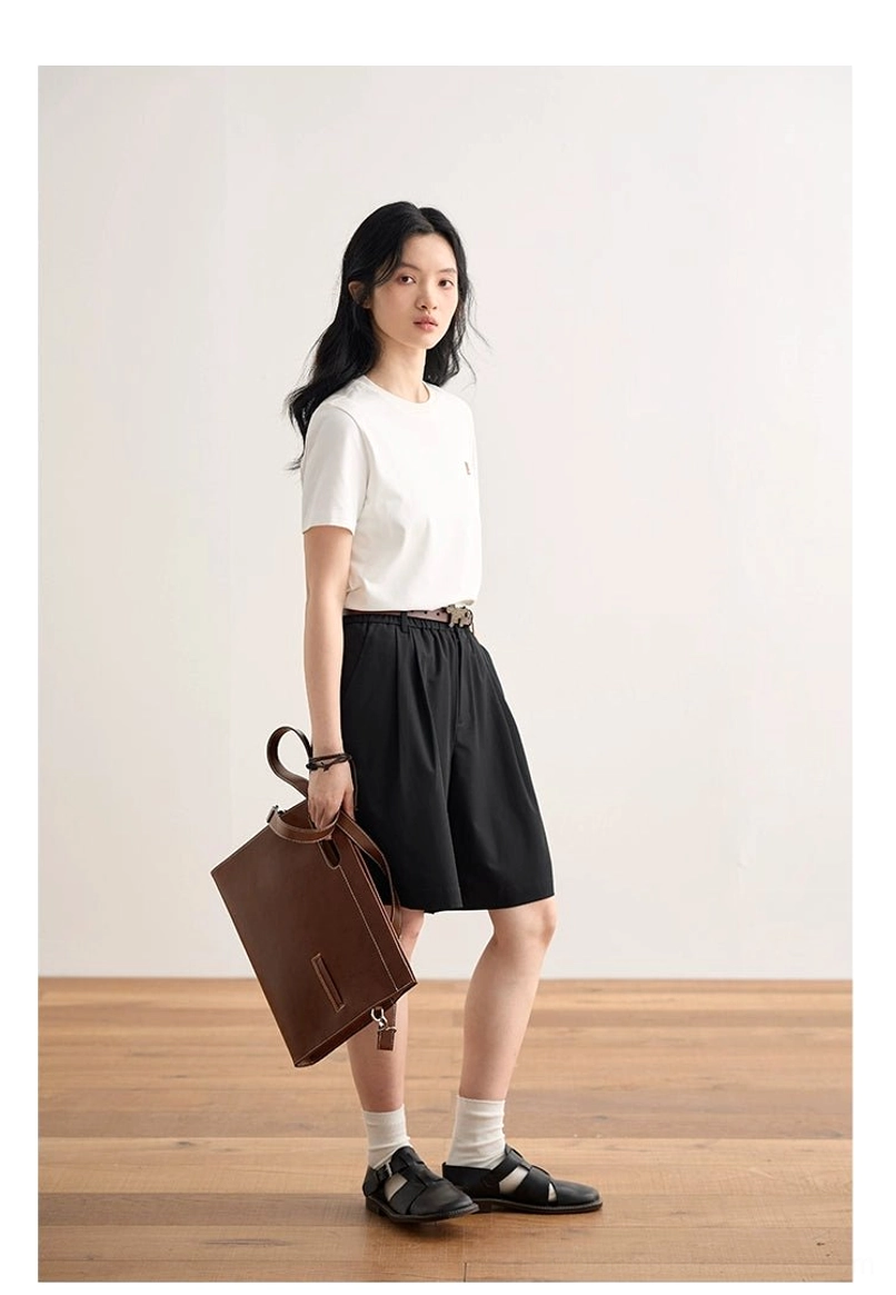 Heather gray minimalist embroidered logo crew neck t-shirt business casual layer korean fashion