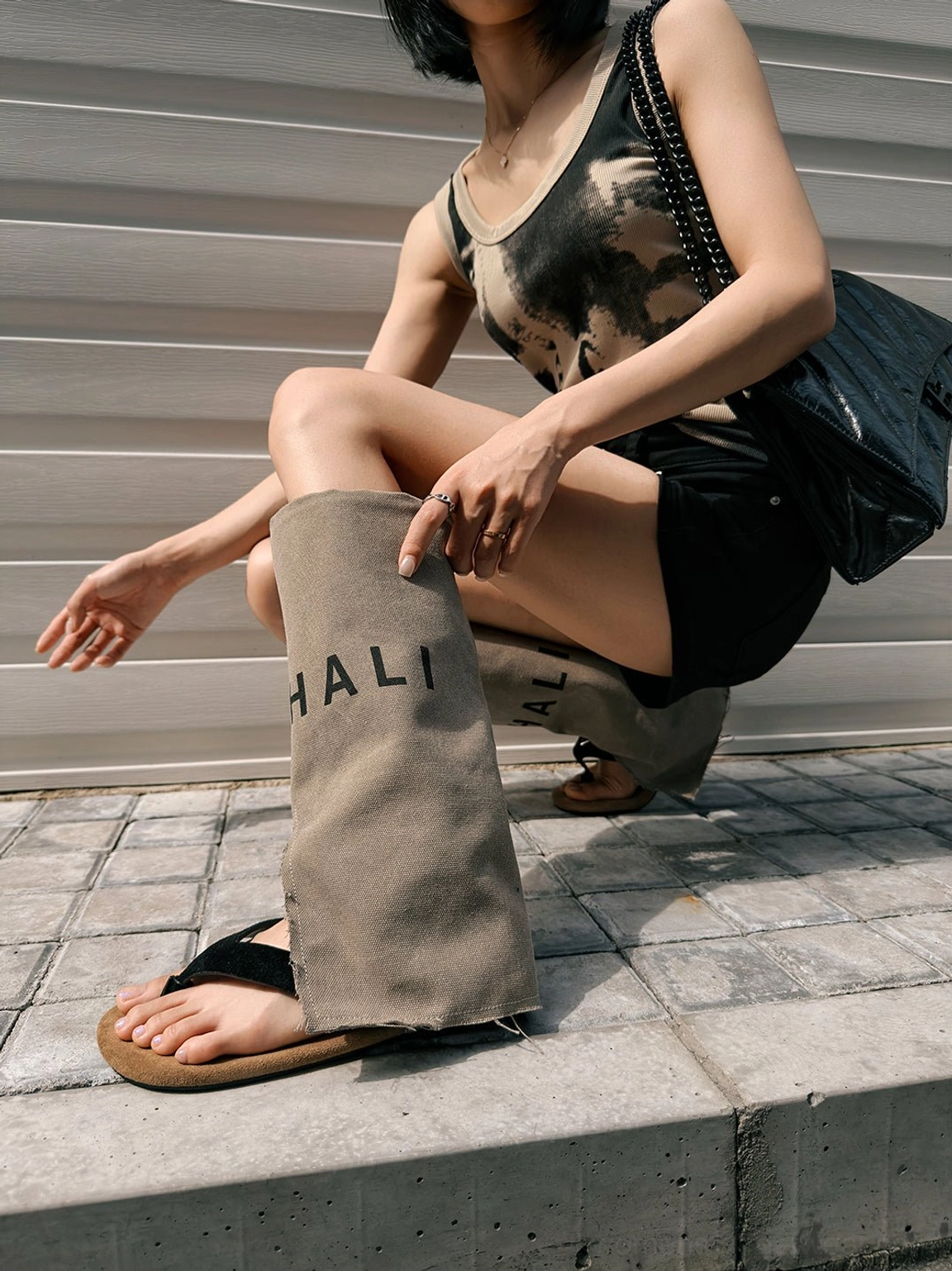 Khaki suede split-toe sandal boots for Korean streetwear, Acubi fashion, western-inspired outfits, and warm-weather styling