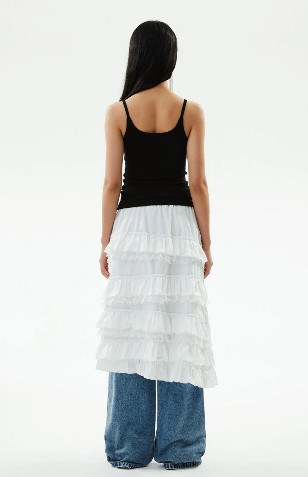 Korean streetwear ribbed camisole tank top with fitted silhouette and rhinestone chest decoration