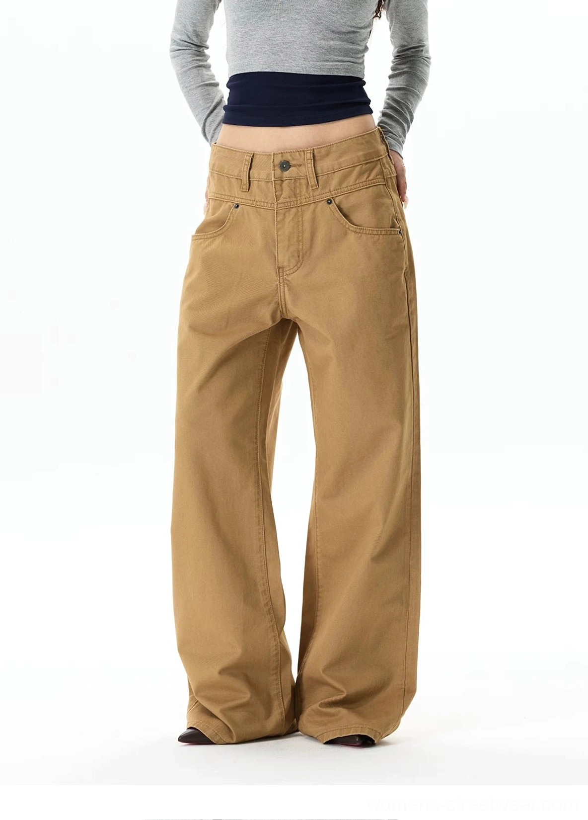 Relaxed wide-leg chino pants designed for Korean streetwear outfits, minimalist wardrobes, and everyday city dressing