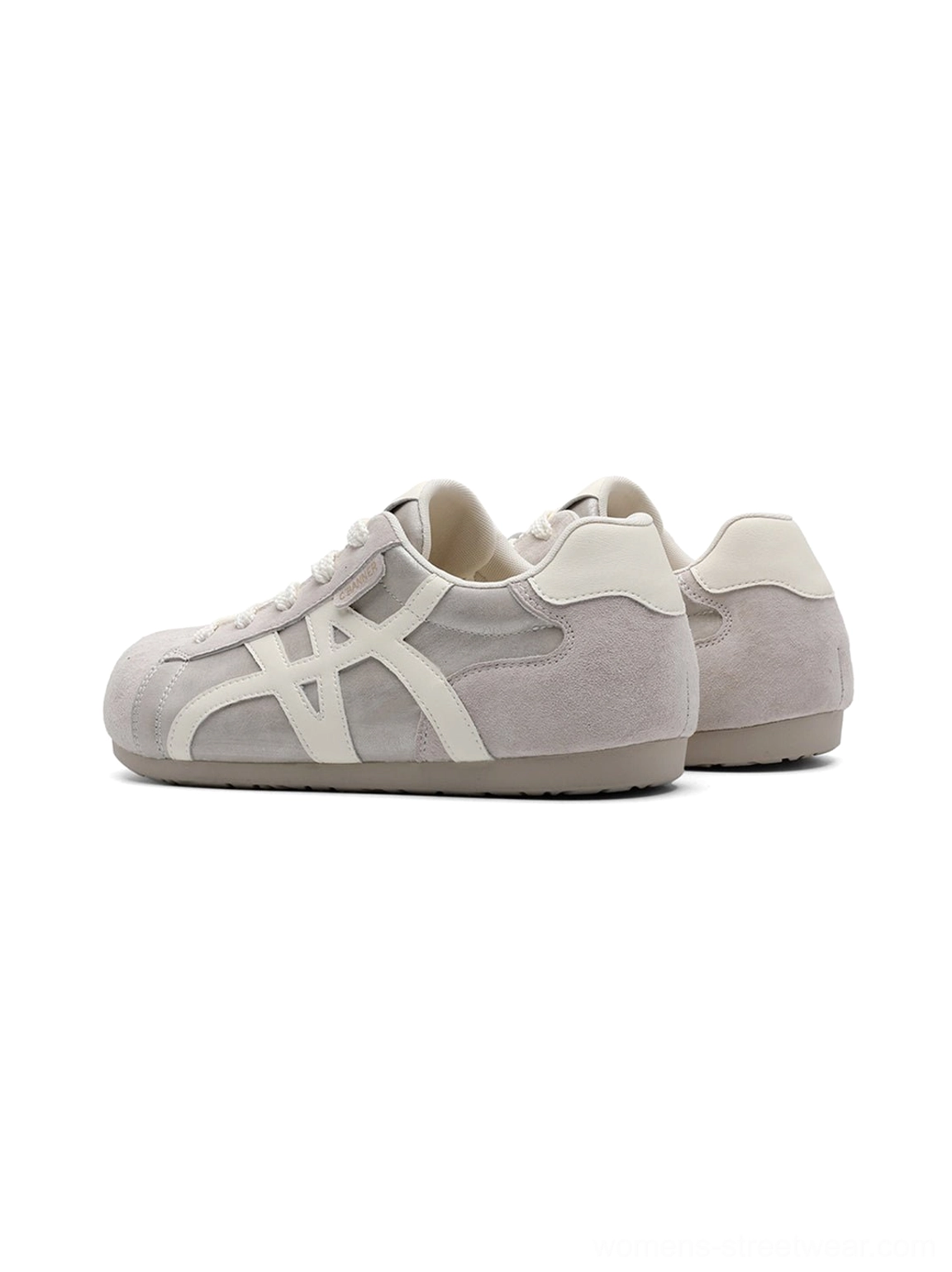 Leopard panel gum sole retro streetwear trainers for women round toe and lace detail