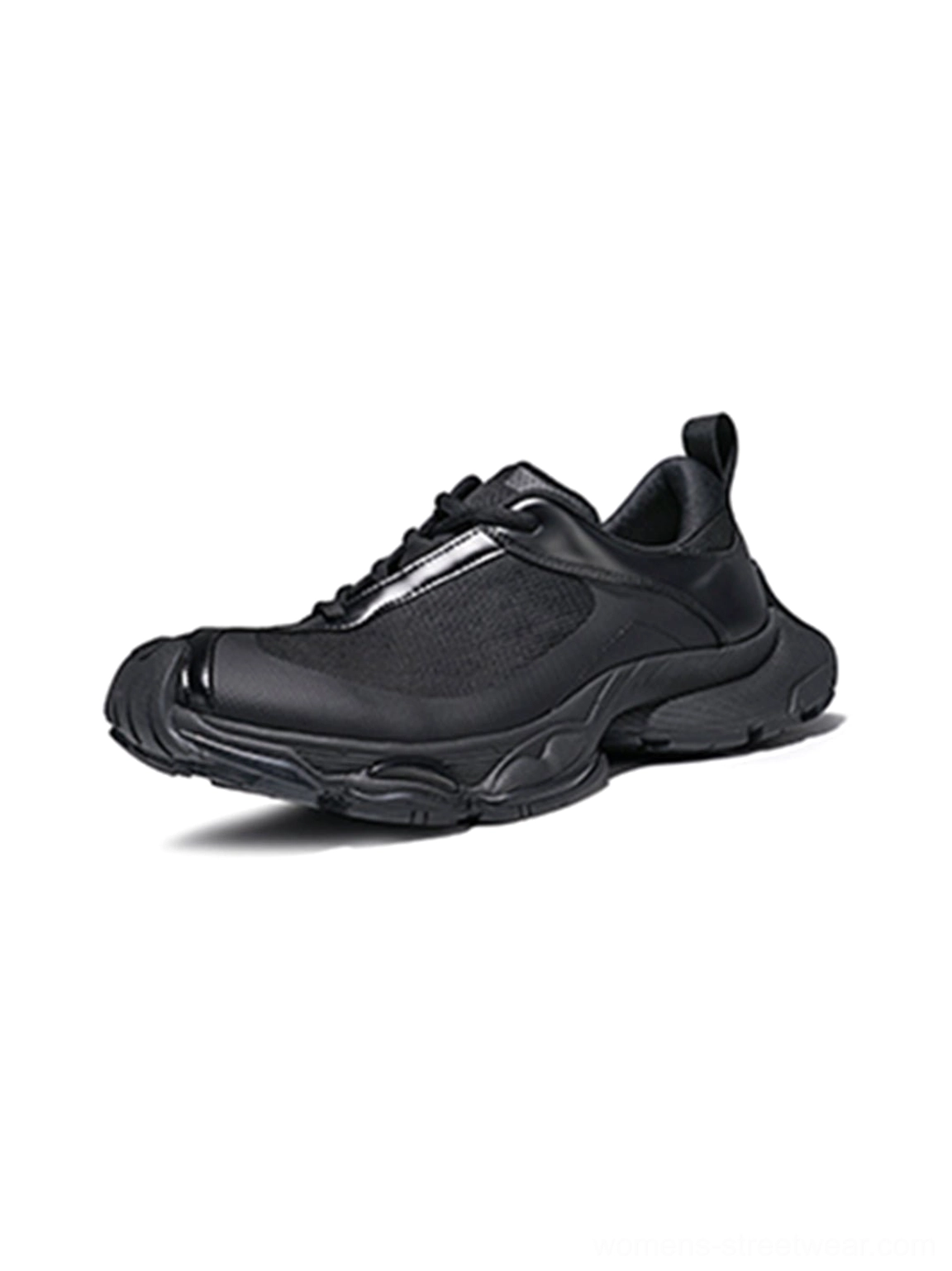 Metallic split-toe technical runner sneaker with avant-garde toe construction and contemporary Seoul streetwear appeal