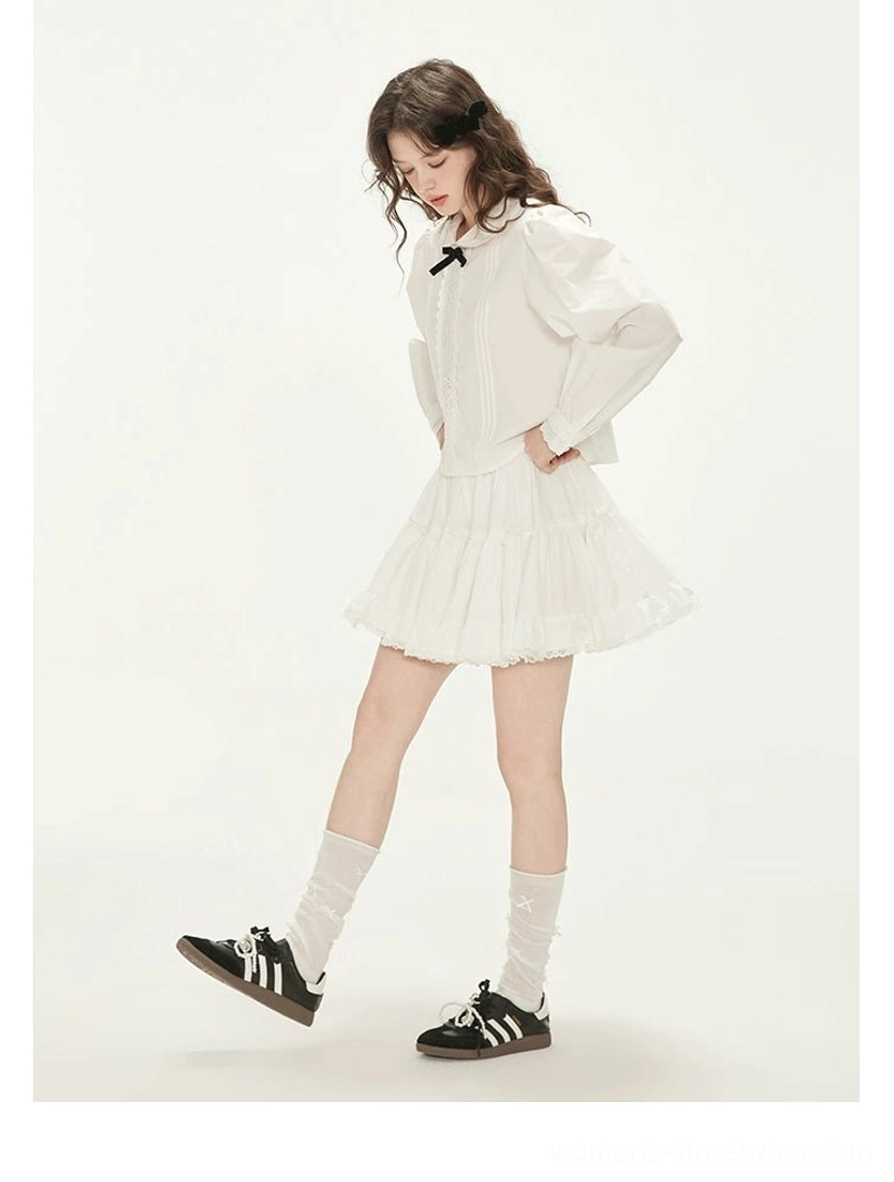Milk white Peter Pan collar blouse and ruffle skirt clean all white Korean fashion look