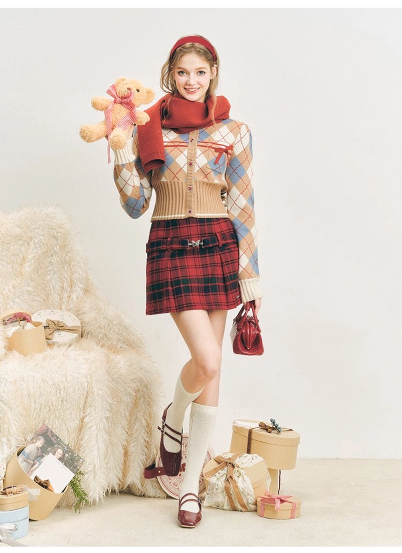 Mink cashmere off-shoulder fur trim ribbed knit sweater complete product fashion view