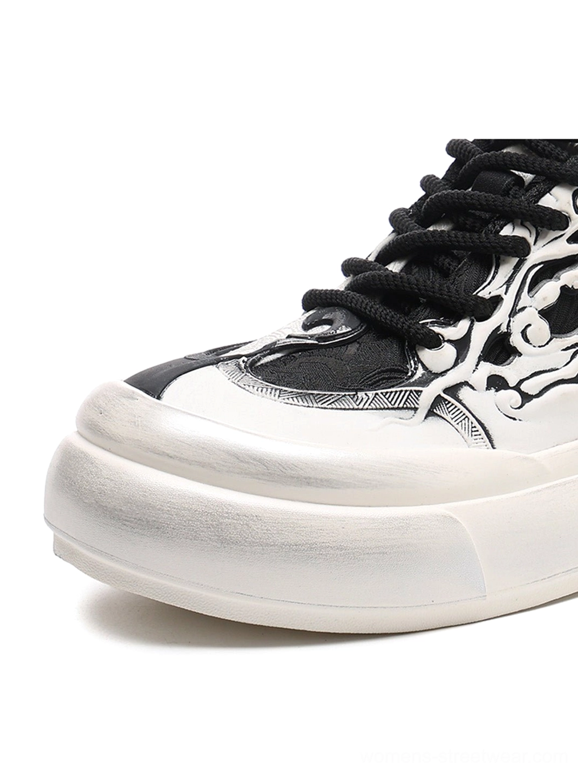 Monochrome flame print platform sneakers with black and white upper bold skull details and aged white chunky midsole
