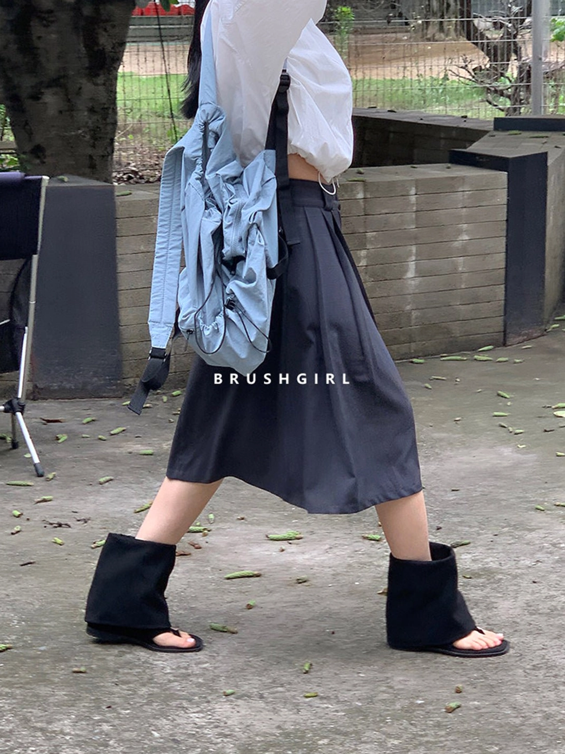 Open-toe western knee-high sandal boots with relaxed shaft and contemporary streetwear styling