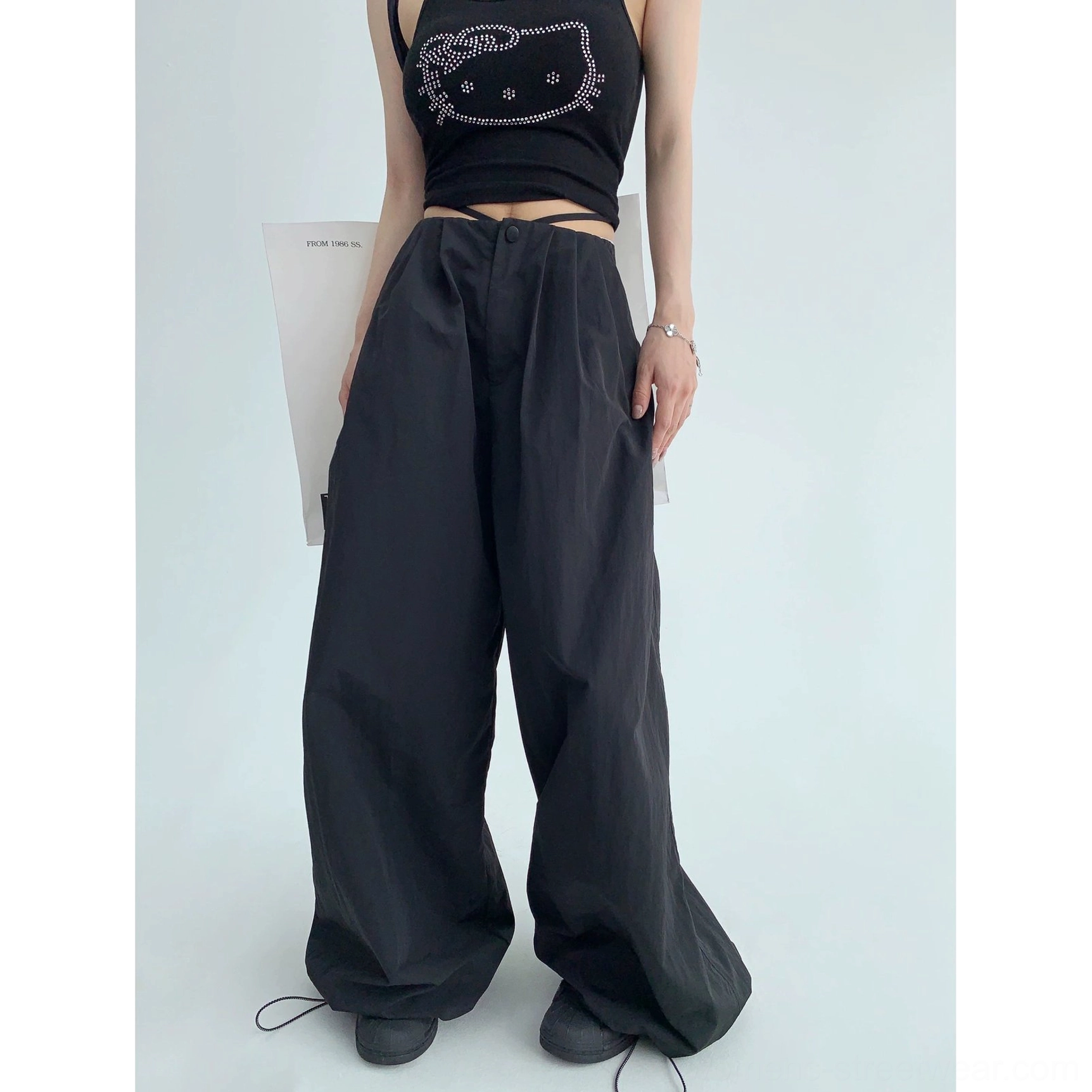 Oversized black and dark gray parachute wide-leg streetwear pants product image for modern Korean and Seoul-inspired outfits