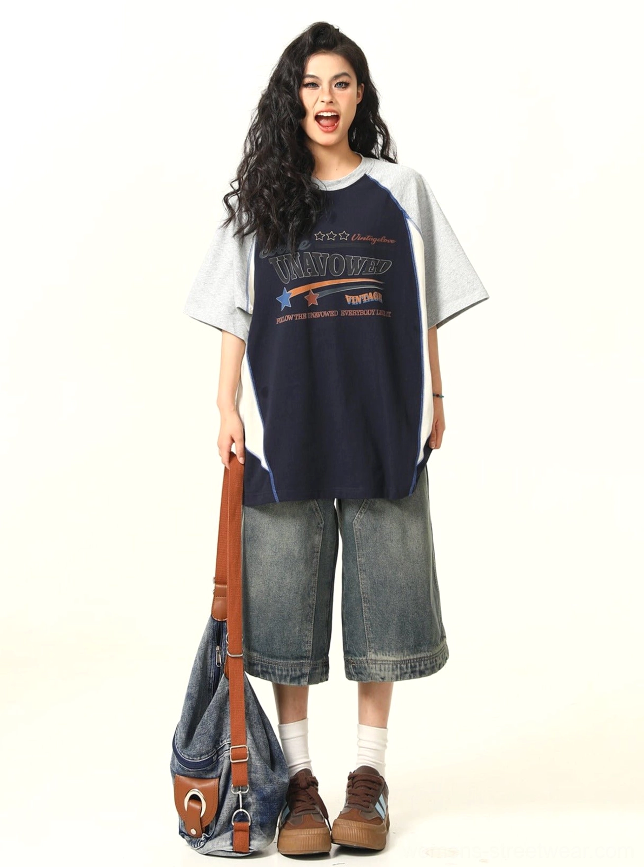 Oversized colorblock raglan graphic T-shirt loose fit streetwear outfit product view