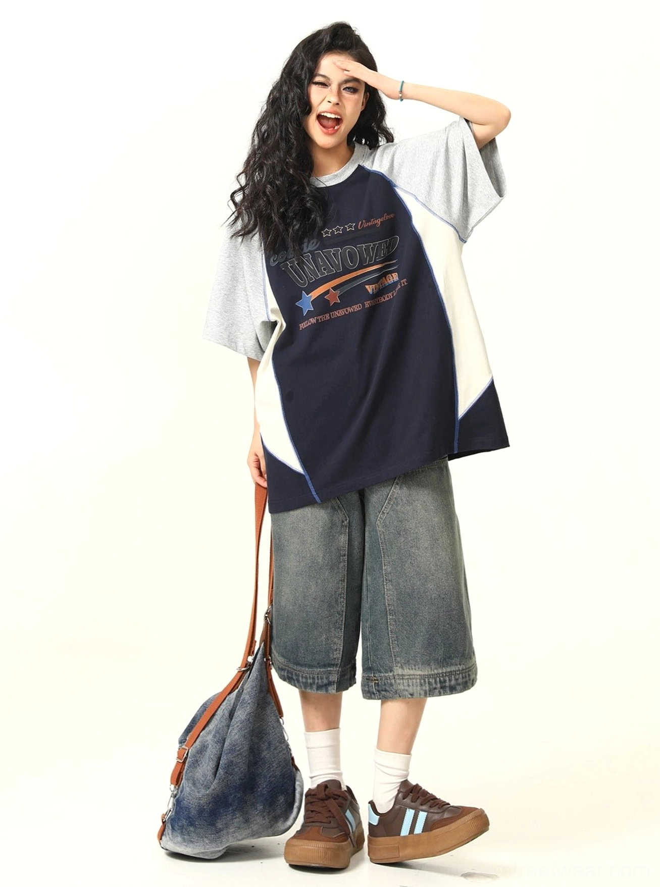 Oversized colorblock raglan graphic T-shirt relaxed silhouette and panel design product image