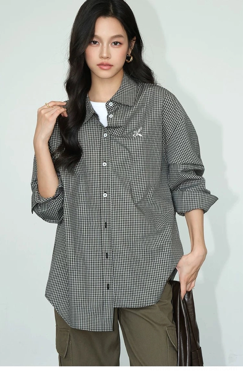 Oversized embroidered button-down shirt classic collar and full button placket detail