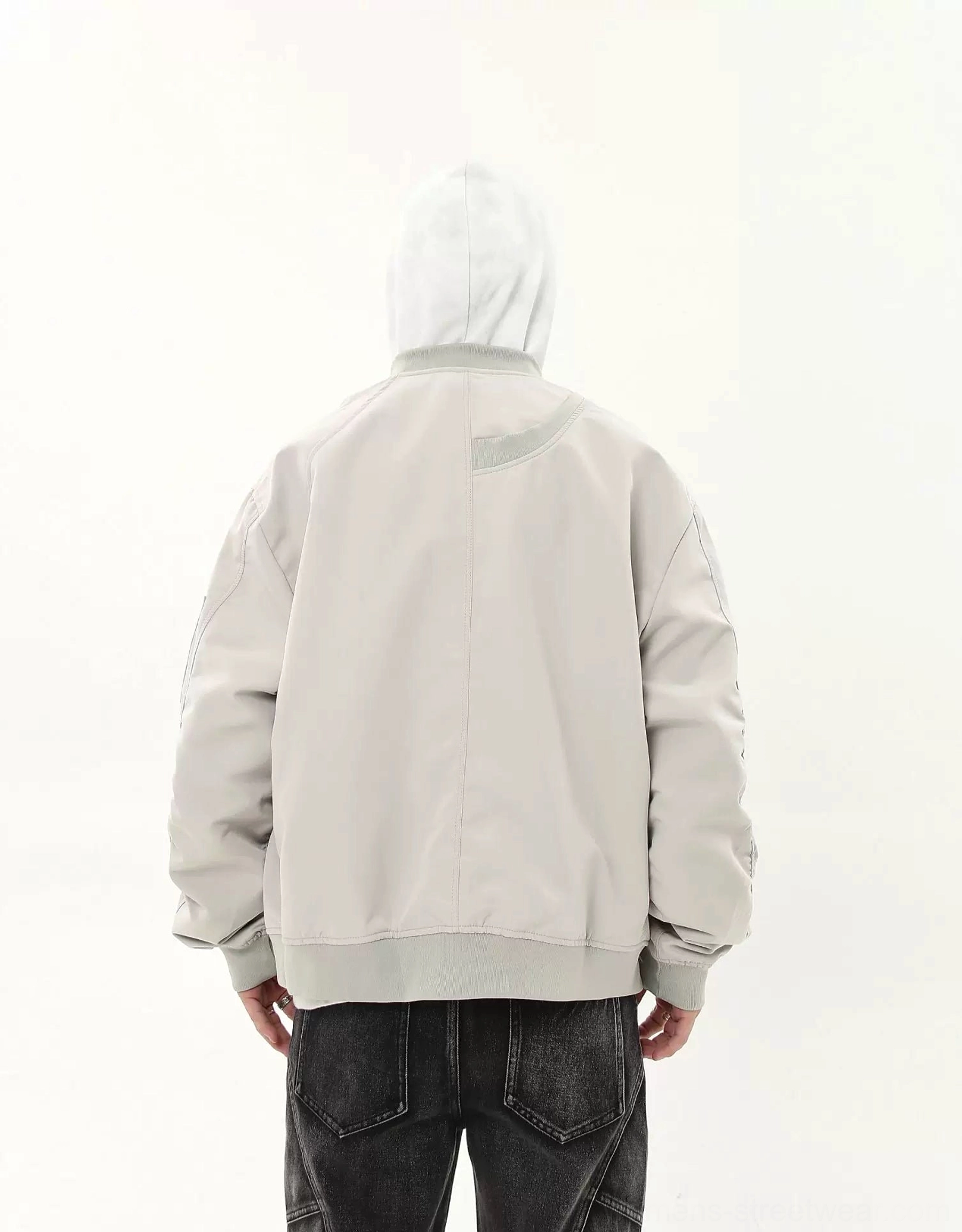 Oversized modular flight bomber jacket with two-way zipper and ribbed collar product detail