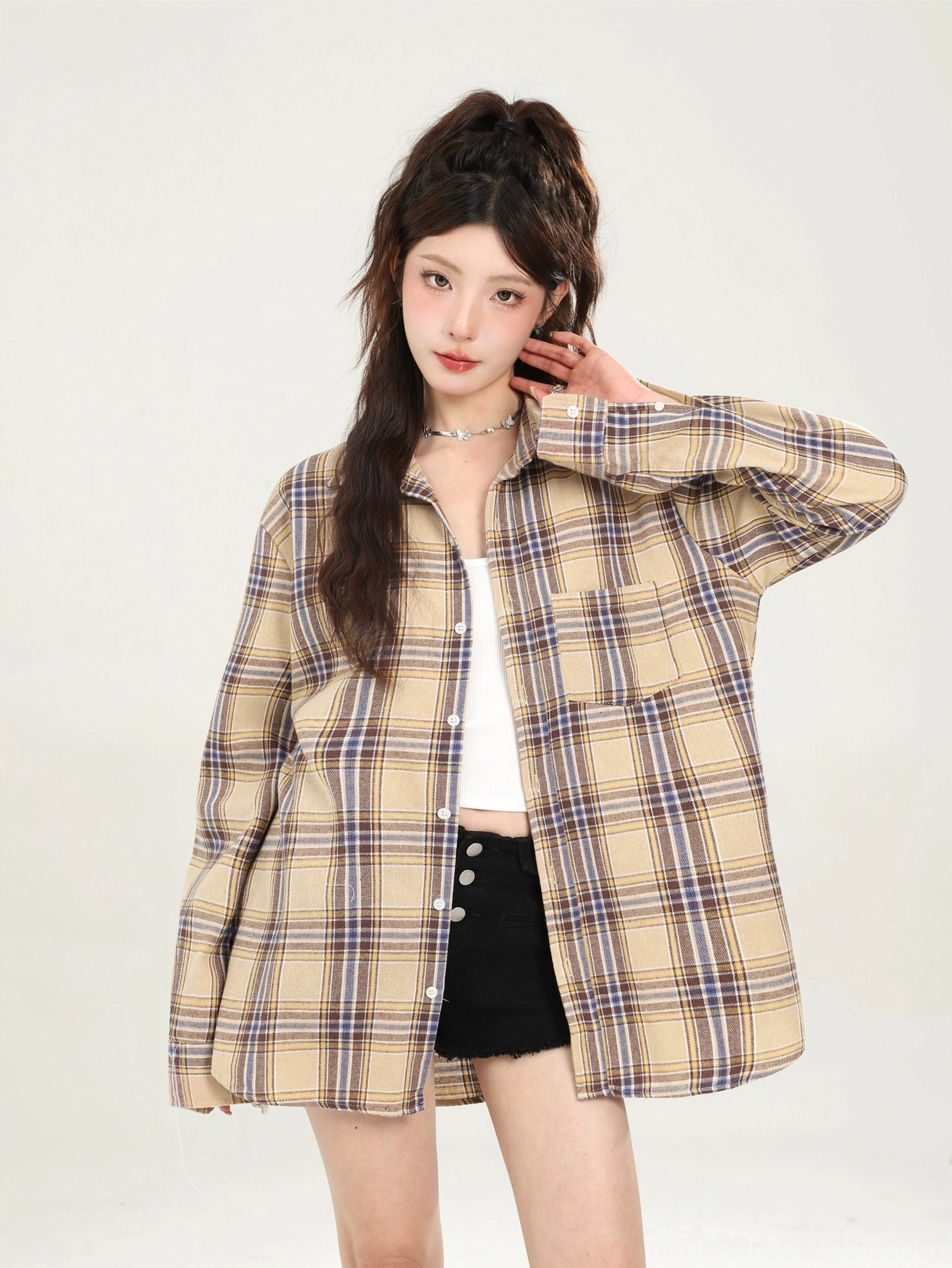 Oversized plaid boyfriend shirt with chest pocket and long sleeves product view 13