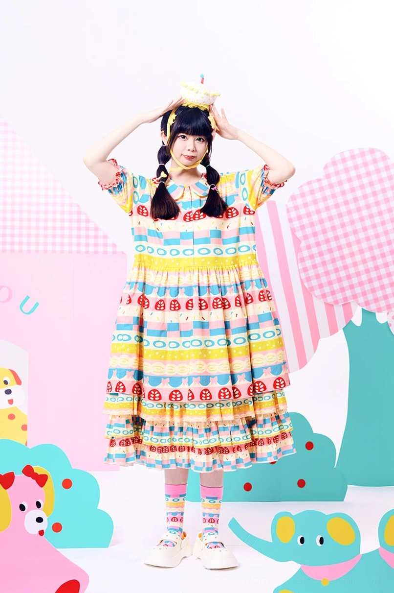 Pastel geometric and ladybug print Peter Pan collar dress with tiered ruffle midi skirt and puffed ruffle sleeves