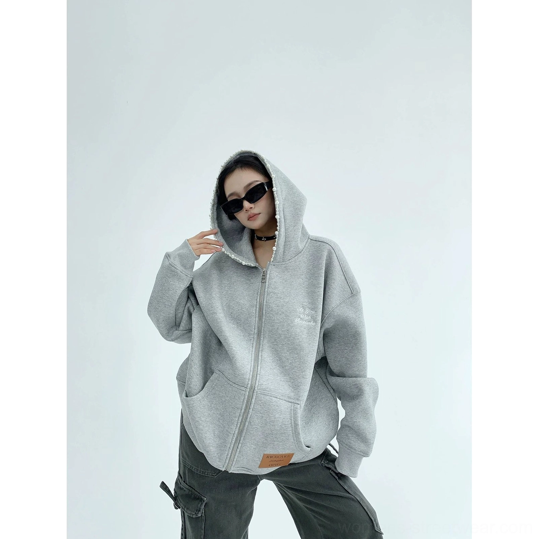 Pearl trim oversized zip-up cloud hoodie for women relaxed Korean streetwear style view