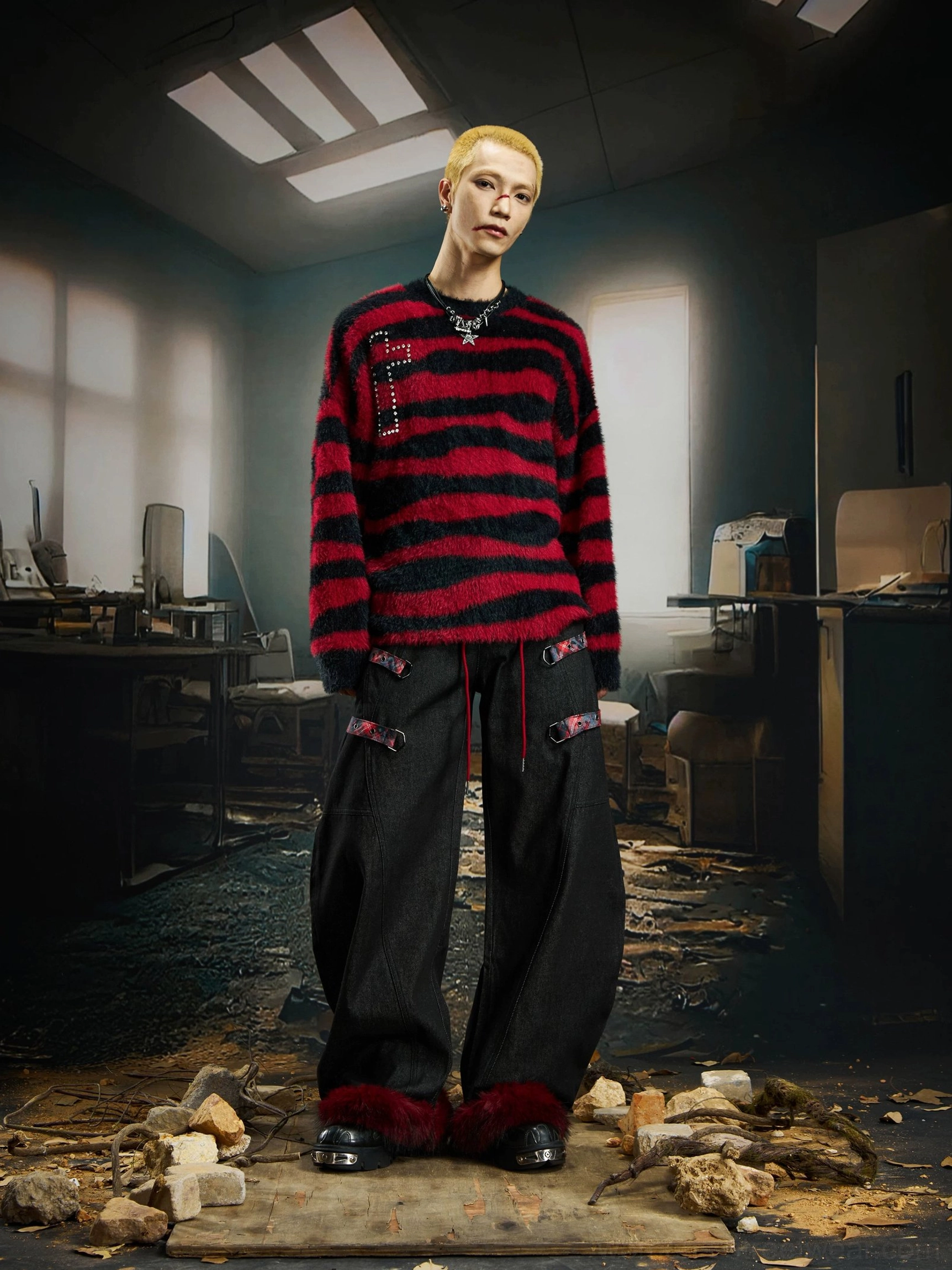 Plaid fur-hem wide-leg streetwear cargo pants product image with oversized black silhouette and industrial strap details