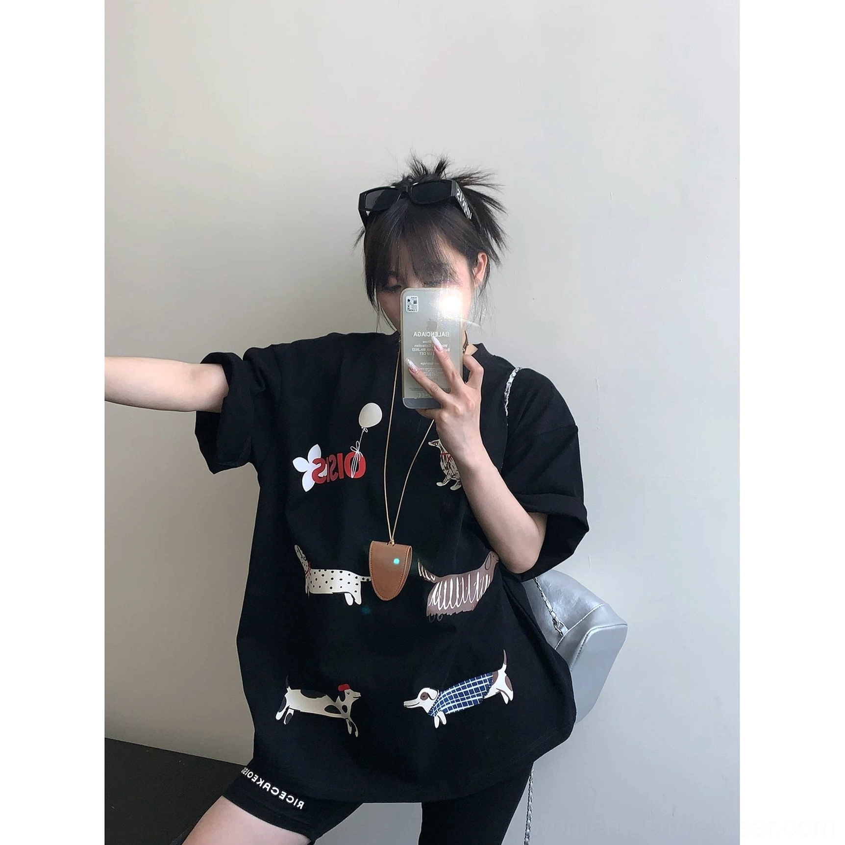 Black Puppy Parade oversized dachshund graphic T-shirt front mirror selfie with bold red lettering