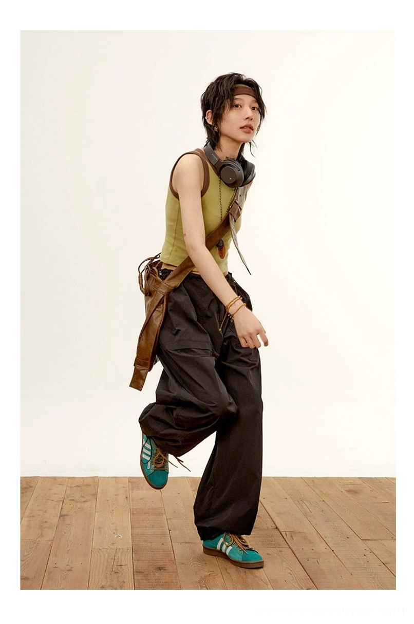 relaxed cargo pants tokyo seoul street fashion inspiration asian streetwear culture