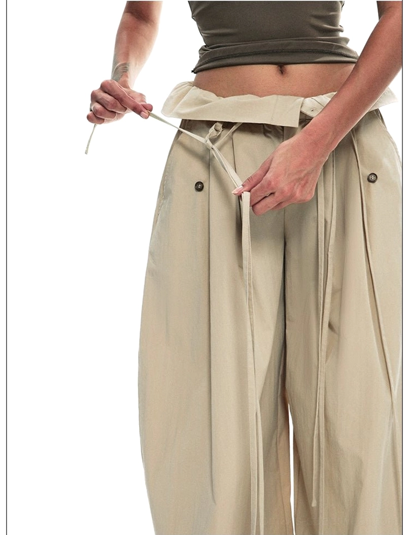 Relaxed drawstring paperbag wide-leg streetwear trousers full-length fashion styling view