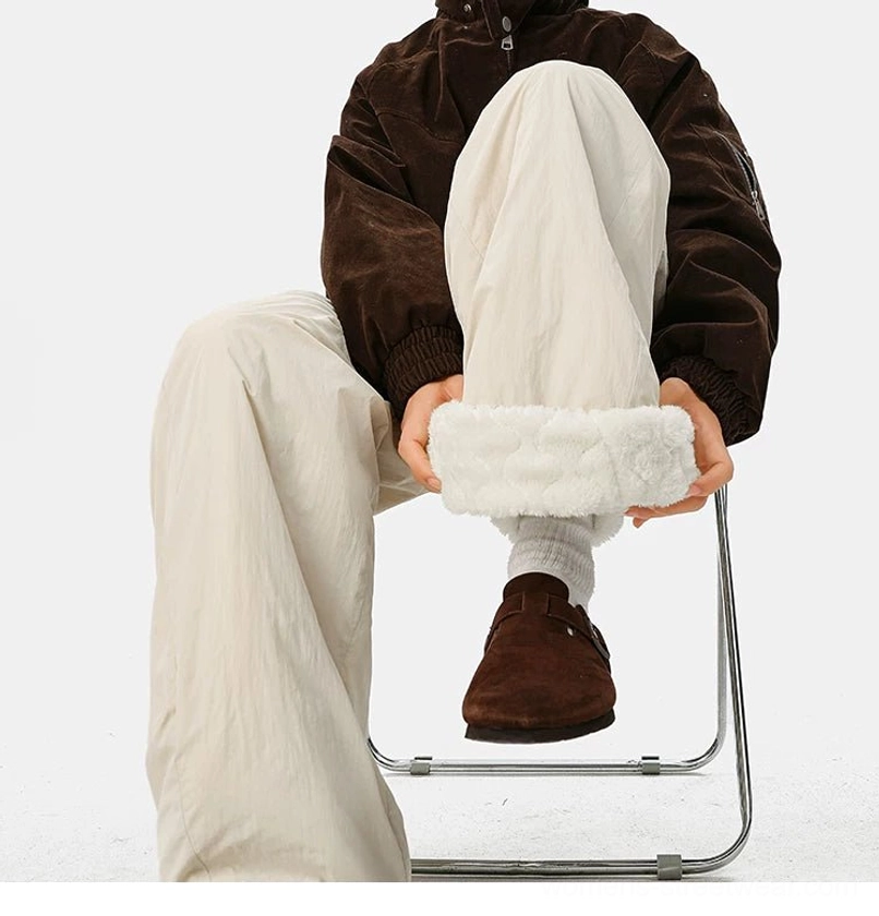 Relaxed wide-leg convertible pants for casual winter outfits, layered streetwear, and chunky snow boots