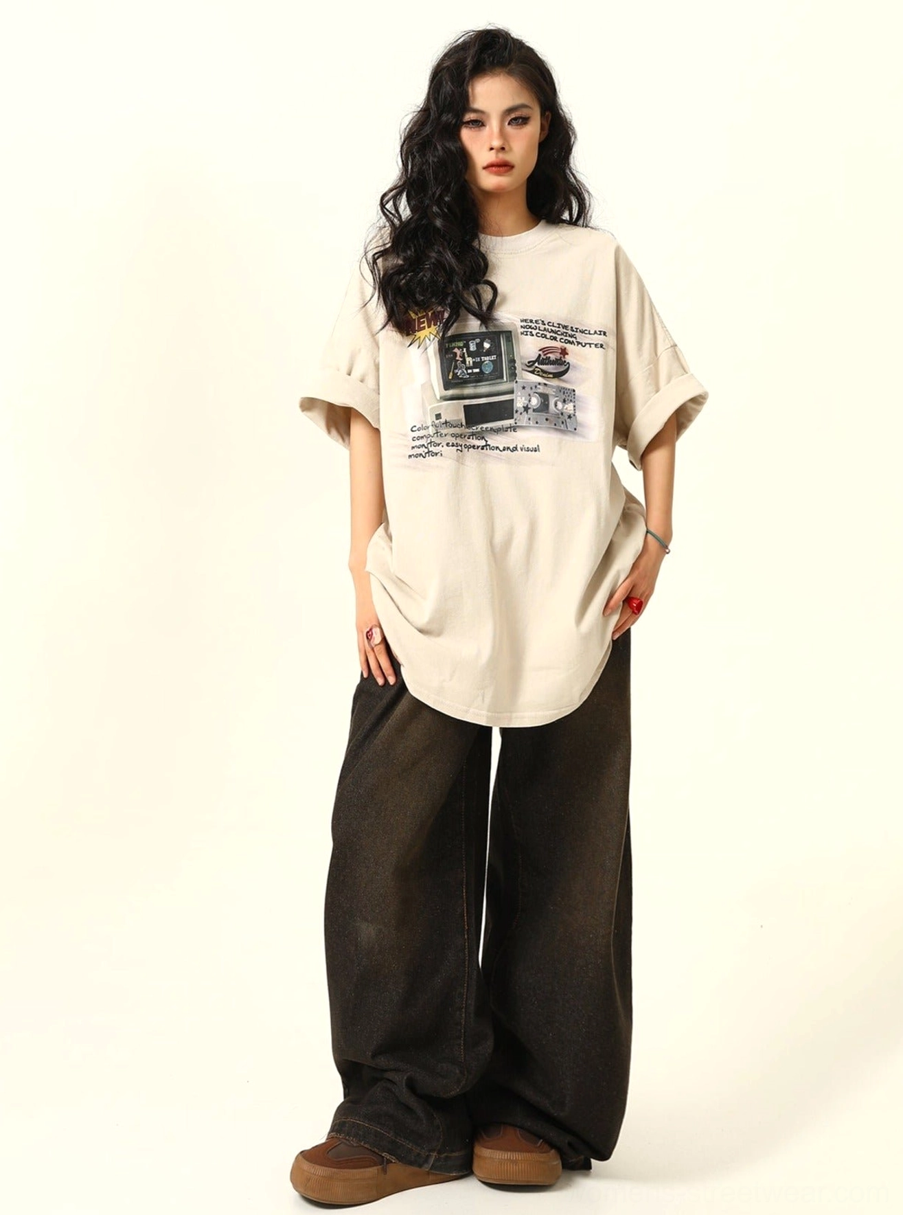 Women’s relaxed apricot retro game graphic T-shirt with dropped shoulders and loose oversized silhouette