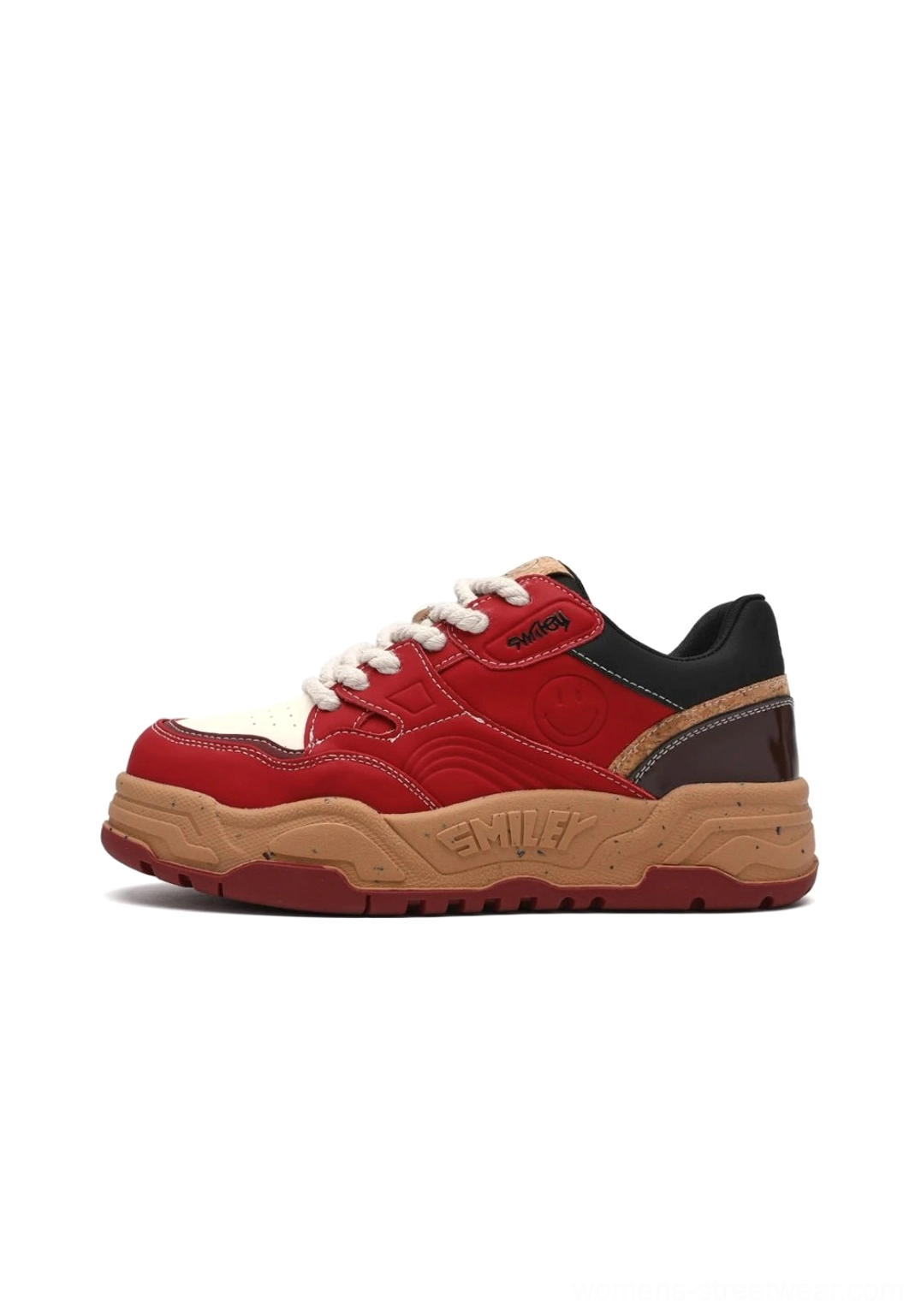 Retro platform skate sneakers featuring a bold streetwear silhouette, lace-up construction, and elevated platform sole