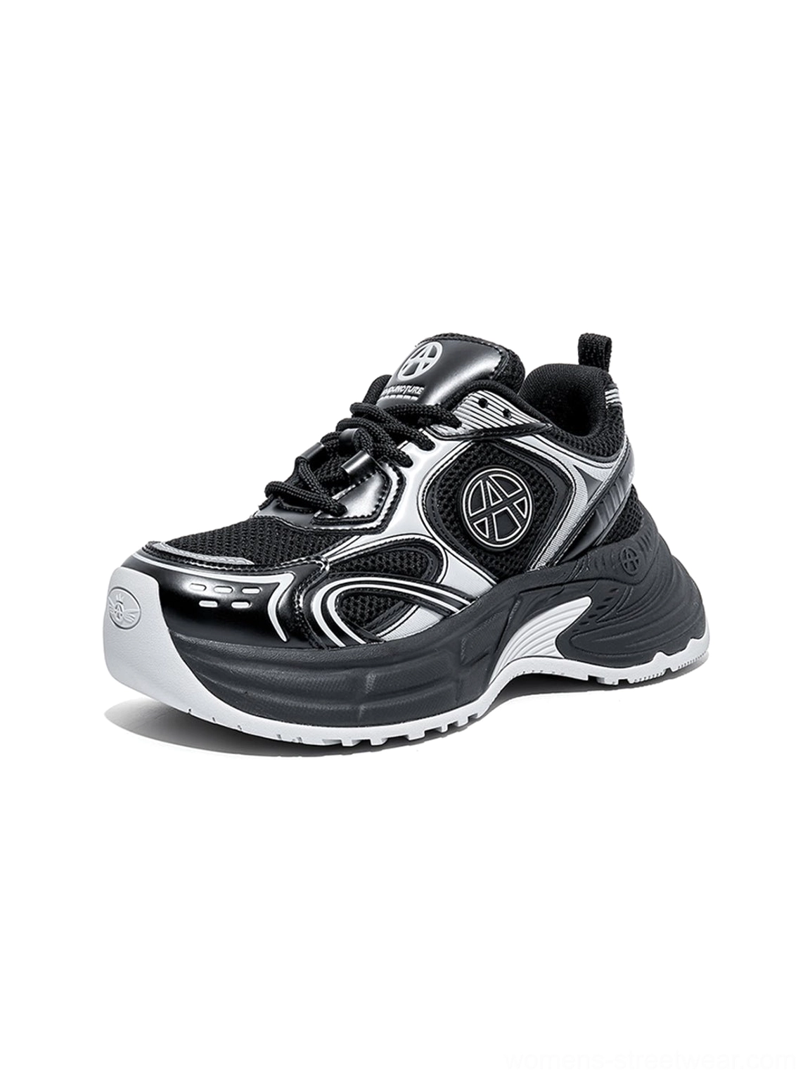 Silver Wave chunky dad sneakers combining athletic utility and fashion-forward proportions for Acubi and Y2K streetwear