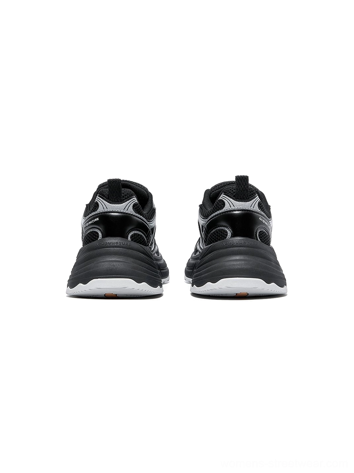 Silver Wave chunky dad sneakers with clean contemporary lines and bold sole volume for Korean-inspired everyday dressing