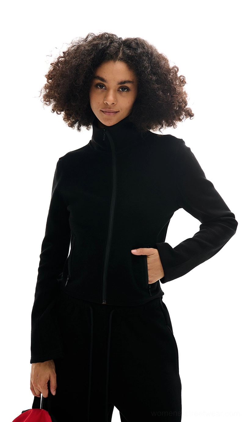 Soft fleece-like cropped high collar sweatshirt and relaxed sweatpants set for casual everyday styling