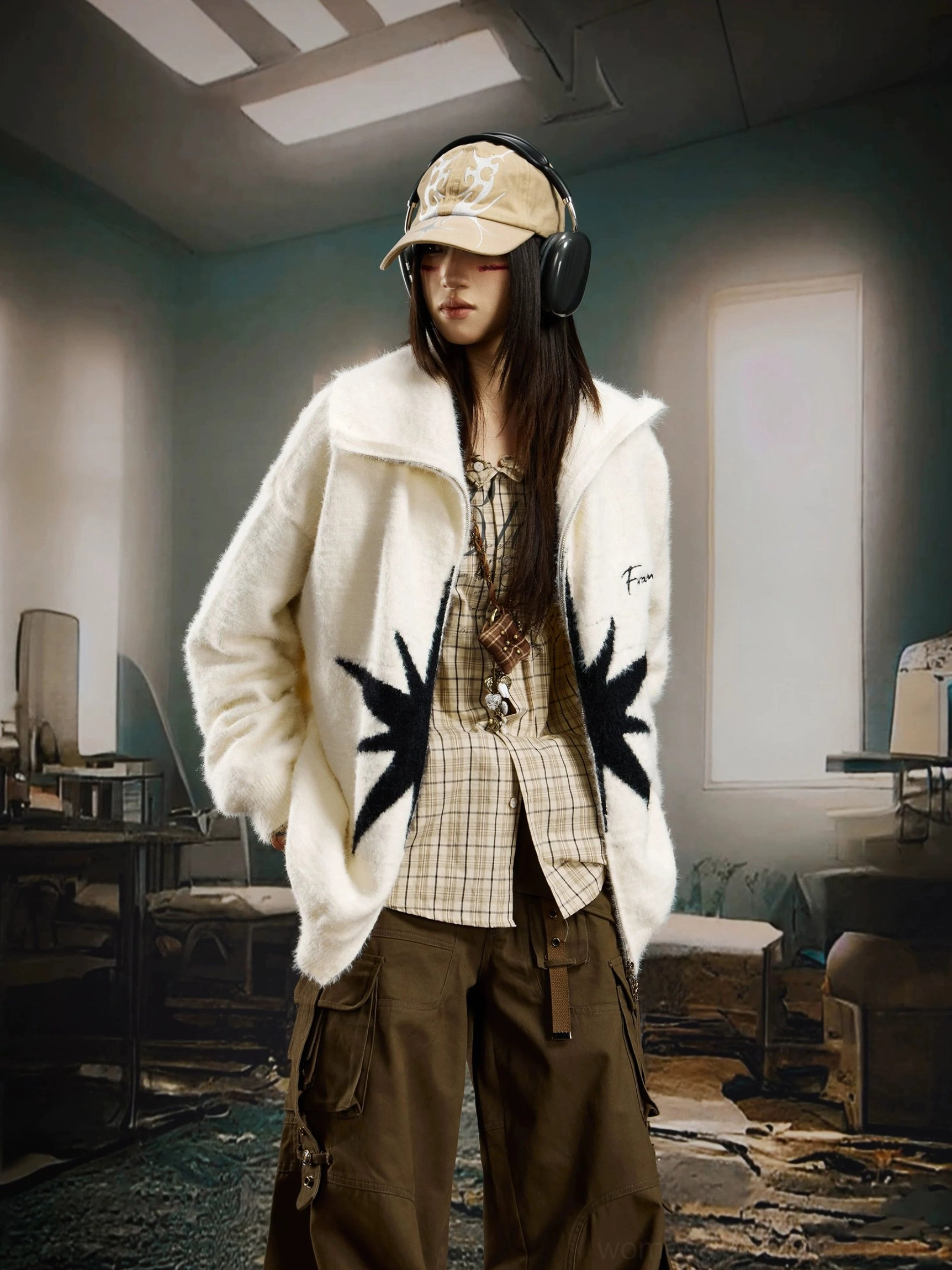 White Starlight Starburst Fuzzy Zip Cardigan layered over plaid shirt in oversized Seoul streetwear style