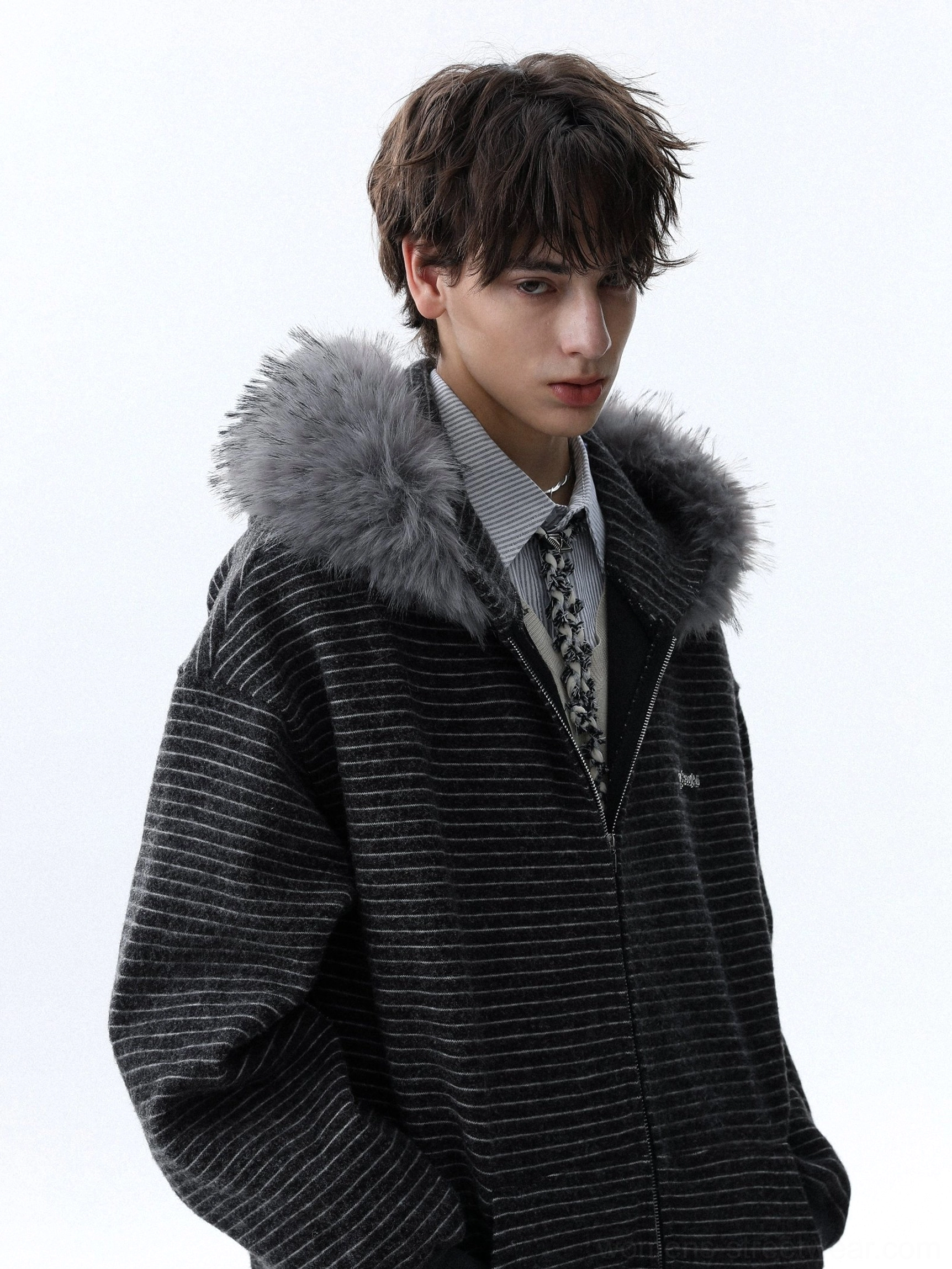 Dark gray striped faux fur trim oversized zip hoodie side view with relaxed streetwear fit