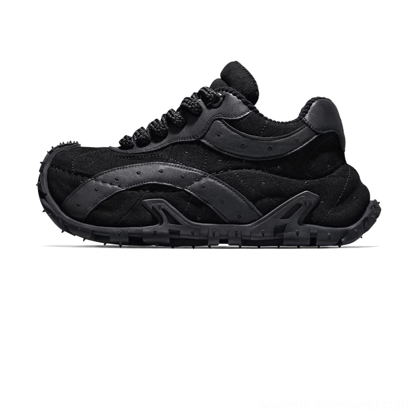 TrailGrid chunky techwear-inspired streetwear sneakers product image showing the rugged layered silhouette, thick traction outsole, and everyday outdoor styling